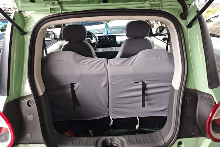 Used CHANGAN NEVO Lumin 2022 210km Sweet Edition Trunk