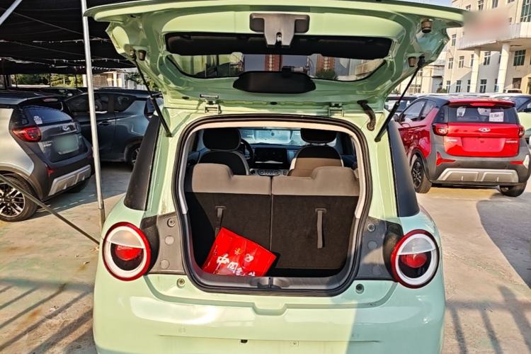 Used CHANGAN NEVO Lumin 2022 301km Honey-Sweet Version Trunk