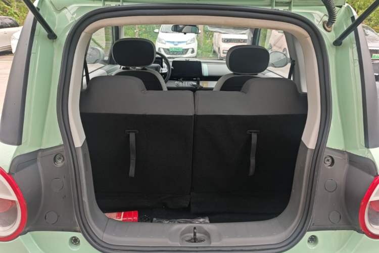 Used CHANGAN NEVO Lumin 2022 210km Sweet Edition Trunk