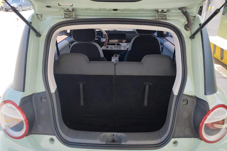 Used CHANGAN NEVO Lumin 2022 210km Sweet Edition Trunk