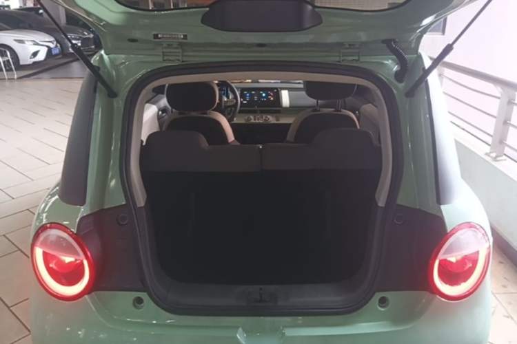Used CHANGAN NEVO Lumin 2022 155 km – Refreshingly Sweet Edition Trunk