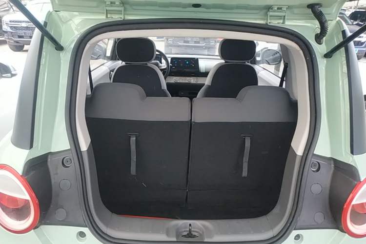 Used CHANGAN NEVO Lumin 2022 155 km – Refreshingly Sweet Edition Trunk