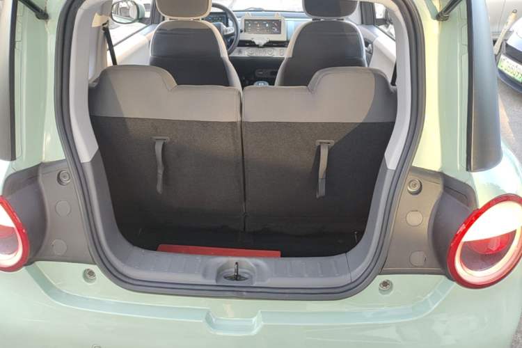 Used CHANGAN NEVO Lumin 2022 210km Sweet Edition Trunk