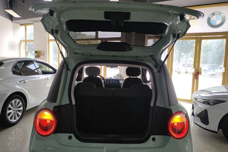 Used CHANGAN NEVO Lumin 2022 301km Honey-Sweet Version Trunk