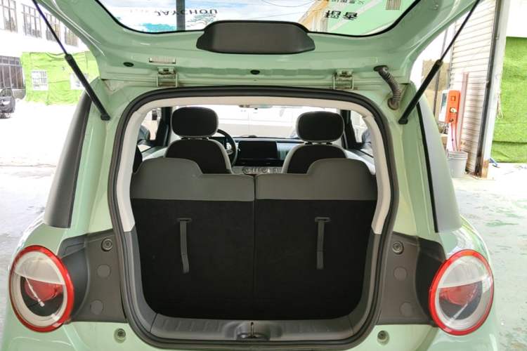 Used CHANGAN NEVO Lumin 2022 210km Sweet Edition Trunk