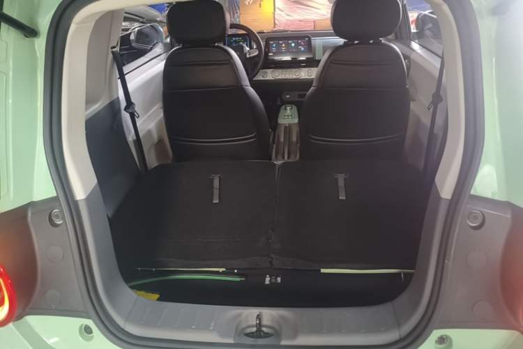 Used CHANGAN NEVO Lumin 2022 210km Sweet Edition Trunk