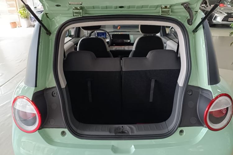 Used CHANGAN NEVO Lumin 2022 210km Sweet Edition Trunk