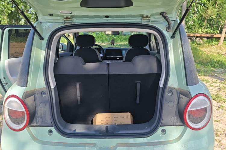 Used CHANGAN NEVO Lumin 2022 210km Sweet Edition Trunk