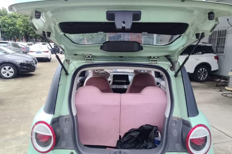 Used CHANGAN NEVO Lumin 2022 210km Sweet Edition Trunk