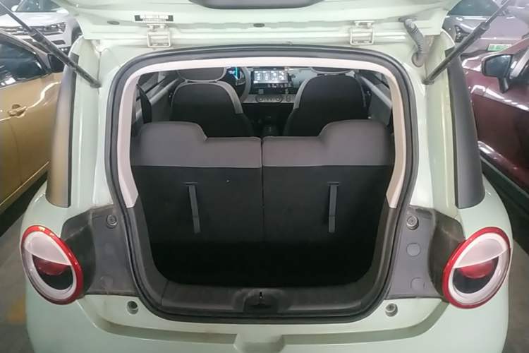 Used CHANGAN NEVO Lumin 2022 155 km – Refreshingly Sweet Edition Trunk