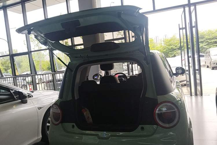 Used CHANGAN NEVO Lumin 2022 155 km – Refreshingly Sweet Edition Trunk
