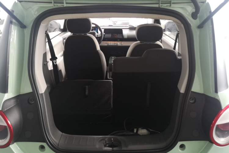 Used CHANGAN NEVO Lumin 2022 210km Sweet Edition Trunk