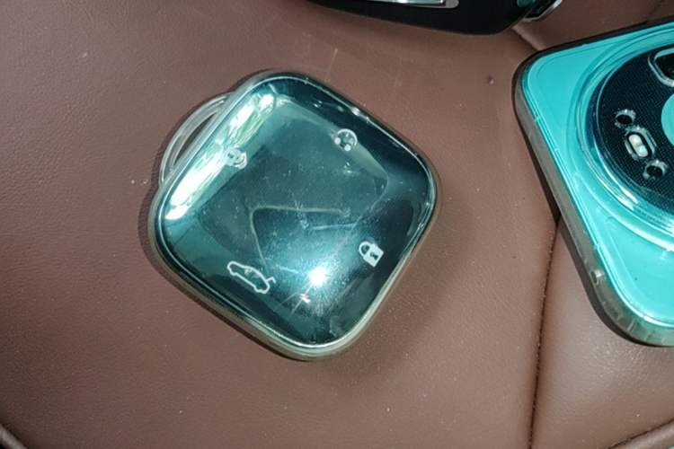Used CHANGAN NEVO Lumin 2022 155 km – Refreshingly Sweet Edition Vehicle Key