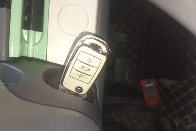 Used CHANGAN NEVO Lumin 2022 155 km – Refreshingly Sweet Edition Vehicle Key