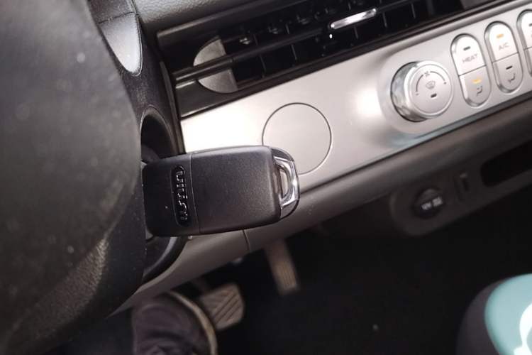 Used CHANGAN NEVO Lumin 2022 155 km – Refreshingly Sweet Edition Vehicle Key