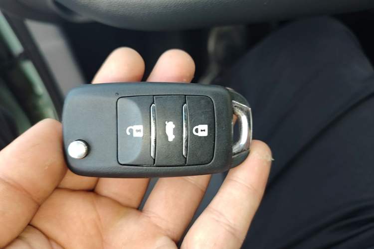 Used CHANGAN NEVO Lumin 2022 155 km – Refreshingly Sweet Edition Vehicle Key