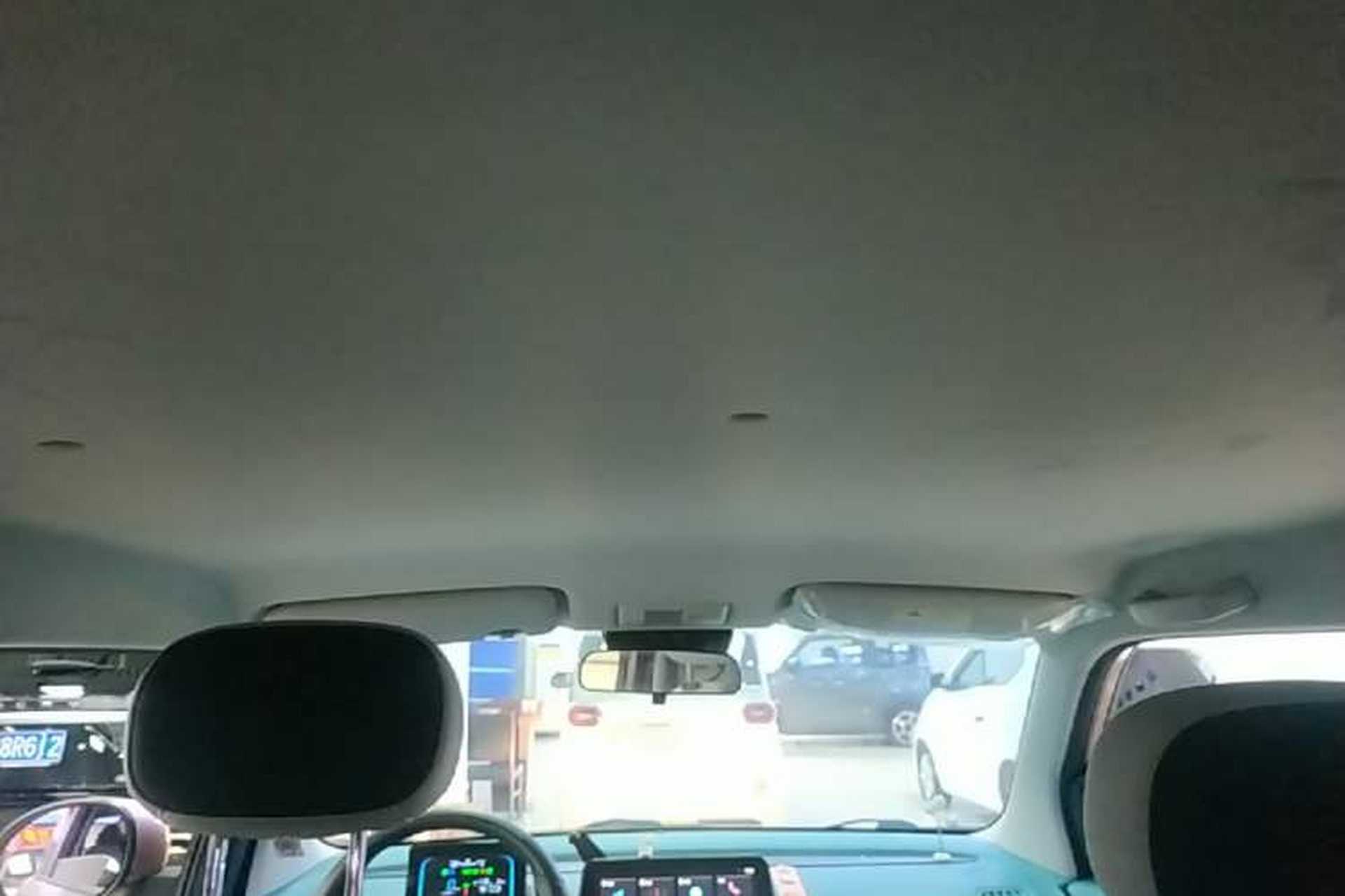 Used CHANGAN NEVO Lumin 2022 155 km – Refreshingly Sweet Edition Headliner
