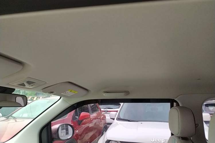 Used CHANGAN NEVO Lumin 2022 155 km – Refreshingly Sweet Edition Headliner