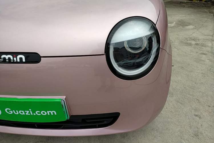 Used CHANGAN NEVO Lumin 2022 155 km – Refreshingly Sweet Edition Left Front Headlight