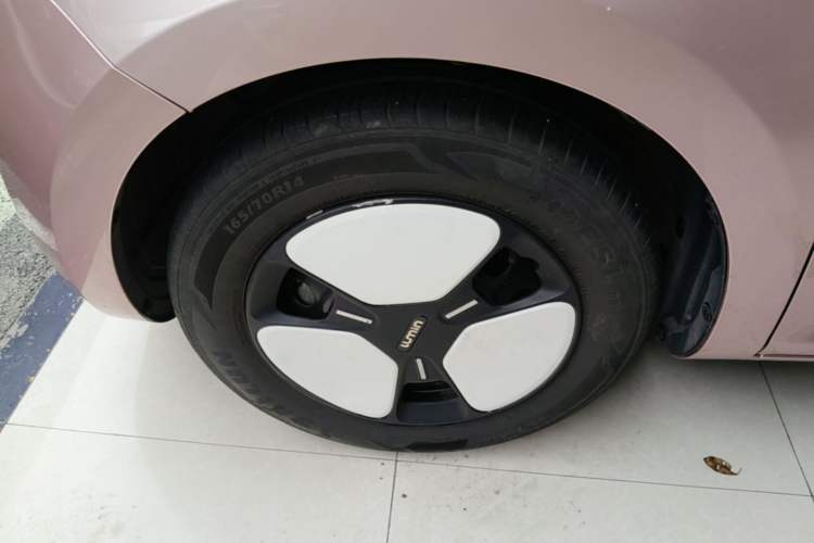 Used CHANGAN NEVO Lumin 2022 301km Honey-Sweet Version Left Front Wheel Hub
