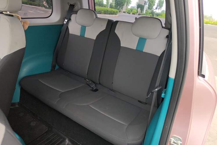 Used CHANGAN NEVO Lumin 2022 210km Sweet Edition Left Rear Seat