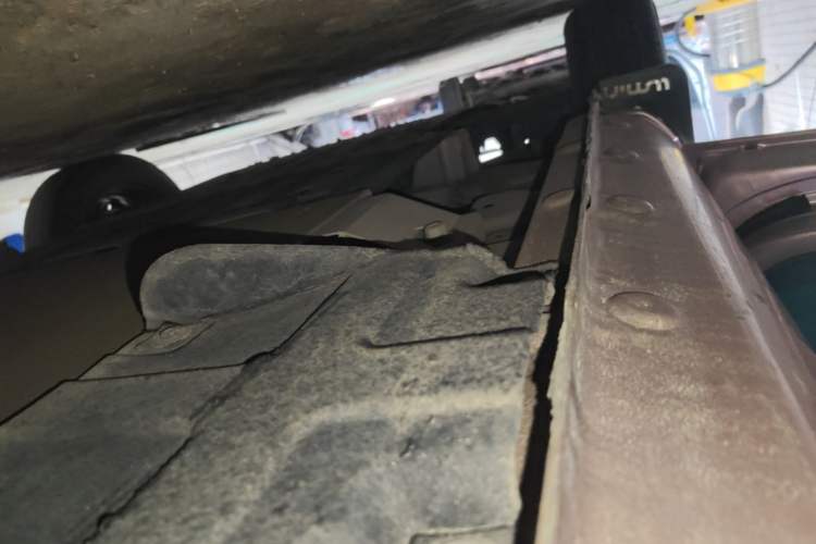 Used CHANGAN NEVO Lumin 2022 210km Sweet Edition Left Side Sill