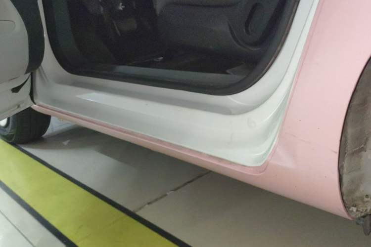Used CHANGAN NEVO Lumin 2022 210km Sweet Edition Left Side Sill