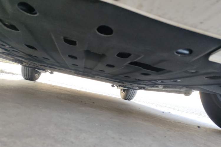Used CHANGAN NEVO Lumin 2022 155 km – Refreshingly Sweet Edition Chassis Front