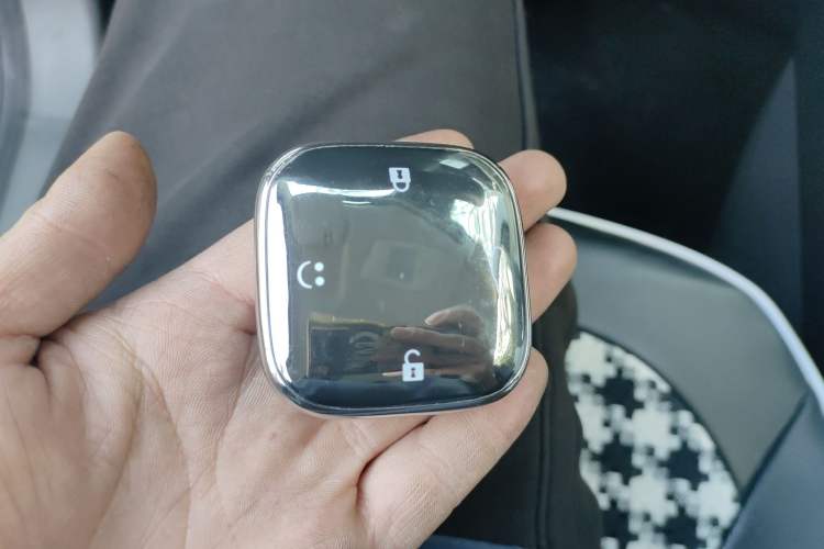 Used CHANGAN NEVO Lumin 2022 155 km – Refreshingly Sweet Edition Vehicle Key
