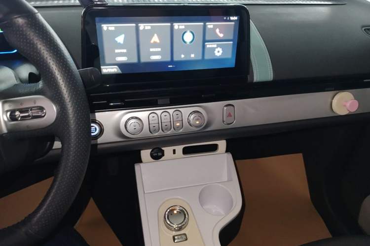 Used CHANGAN NEVO Lumin 2022 210km Sweet Edition Audio And AC Panel