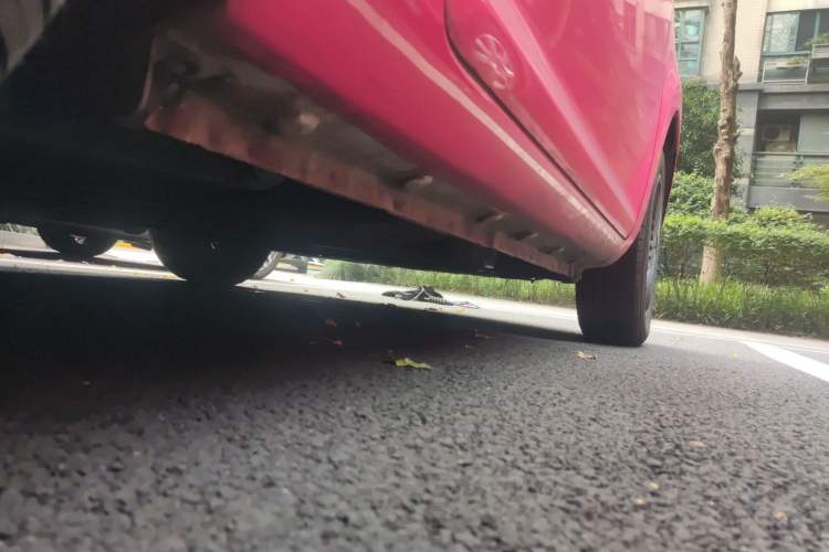 Used CHANGAN NEVO Lumin 2022 210km Sweet Edition Chassis Rear Right