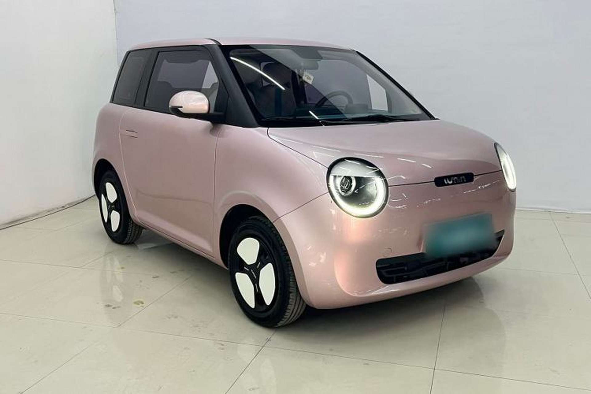 Used CHANGAN NEVO Lumin 2022 210km Sweet Edition Exterior 1