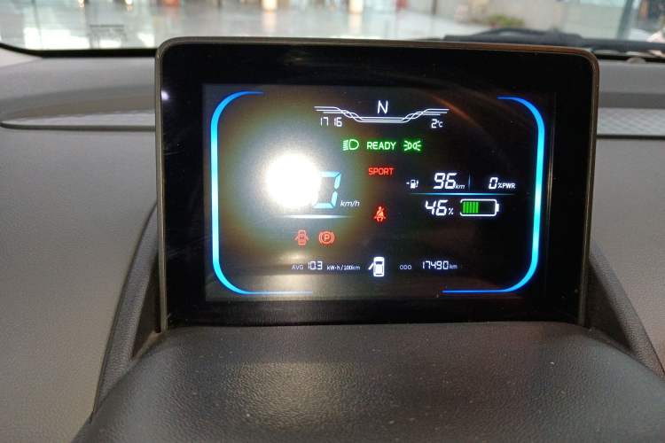 Used CHANGAN NEVO Lumin 2022 210km Sweet Edition Instrument Cluster