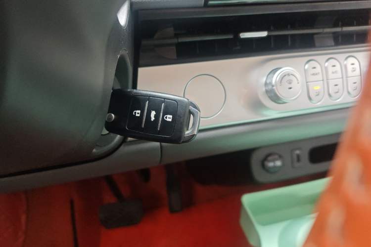 Used CHANGAN NEVO Lumin 2022 210km Sweet Edition Interior 1