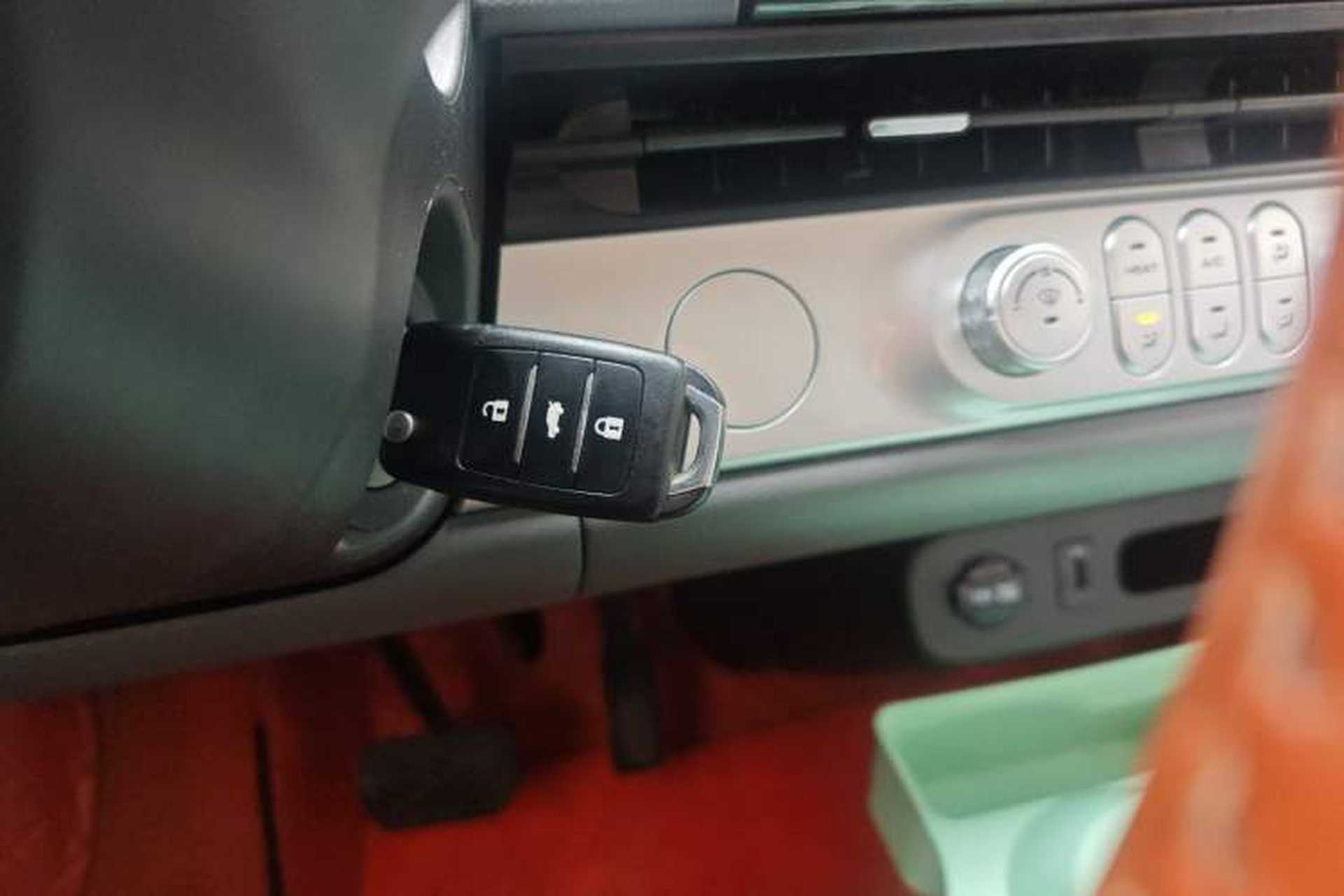 Used CHANGAN NEVO Lumin 2022 210km Sweet Edition Interior 1