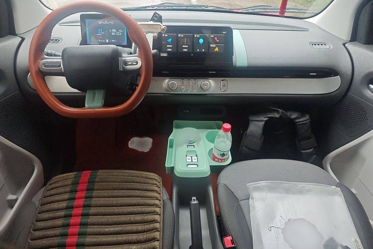 Used CHANGAN NEVO Lumin 2022 210km Sweet Edition Interior 2