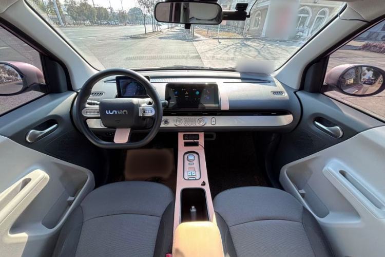 Used CHANGAN NEVO Lumin 2022 210km Sweet Edition Interior 3