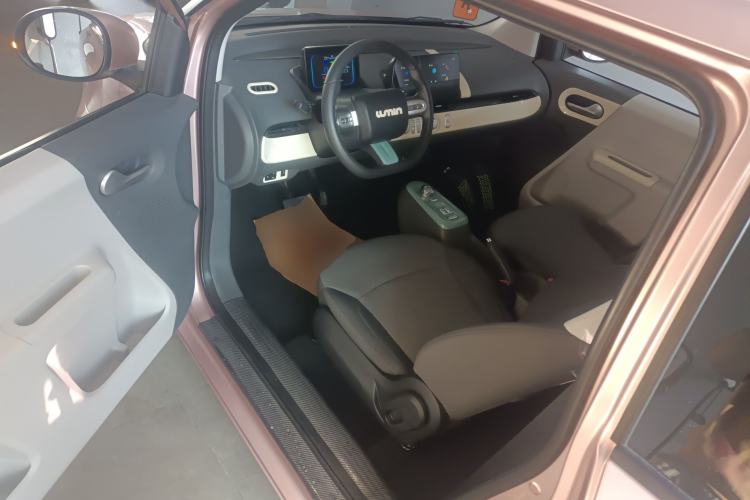 Used CHANGAN NEVO Lumin 2022 210km Sweet Edition Interior 3