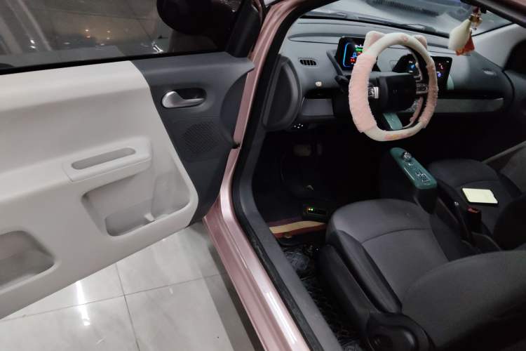 Used CHANGAN NEVO Lumin 2022 210km Sweet Edition Interior 3