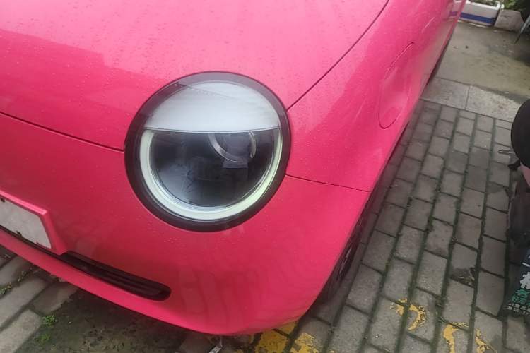 Used CHANGAN NEVO Lumin 2022 155 km – Refreshingly Sweet Edition Left Front Headlight