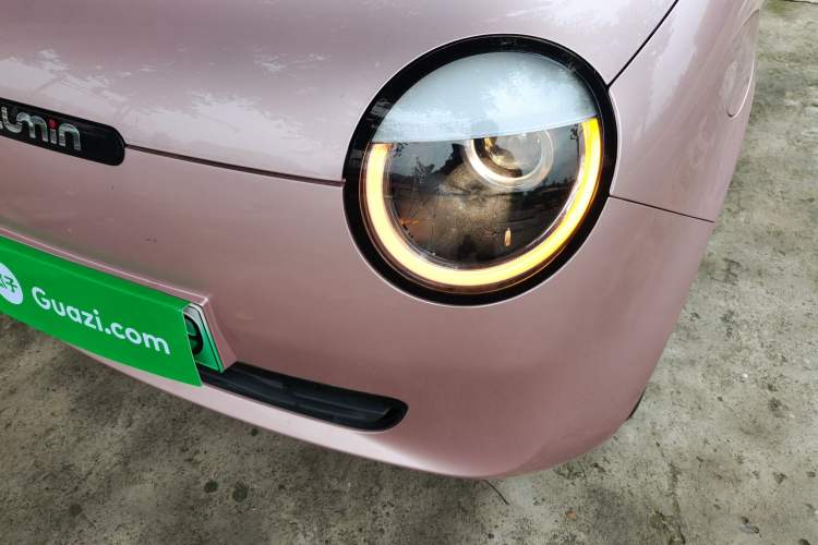 Used CHANGAN NEVO Lumin 2022 155 km – Refreshingly Sweet Edition Left Front Headlight