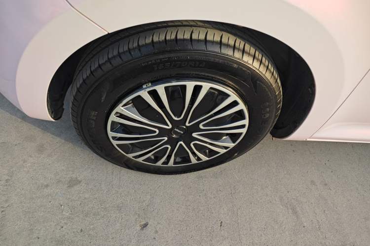 Used CHANGAN NEVO Lumin 2022 210km Sweet Edition Left Front Wheel Hub