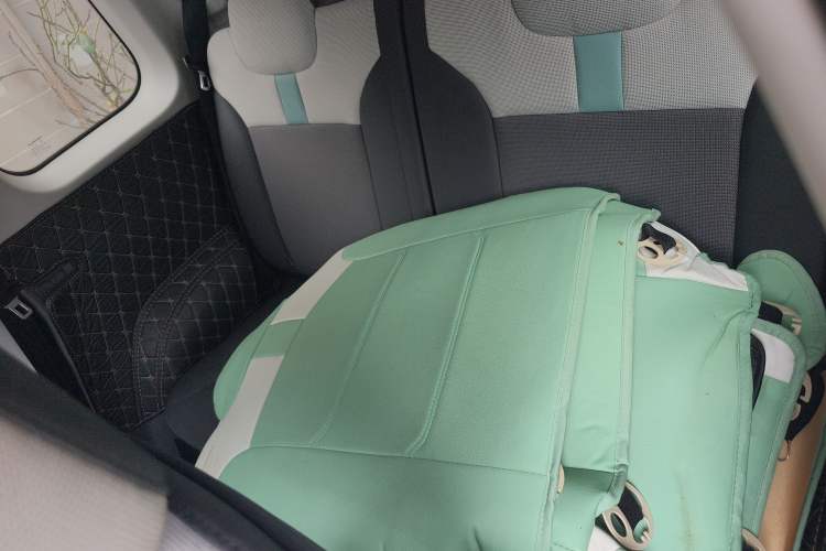 Used CHANGAN NEVO Lumin 2022 210km Sweet Edition Left Rear Seat
