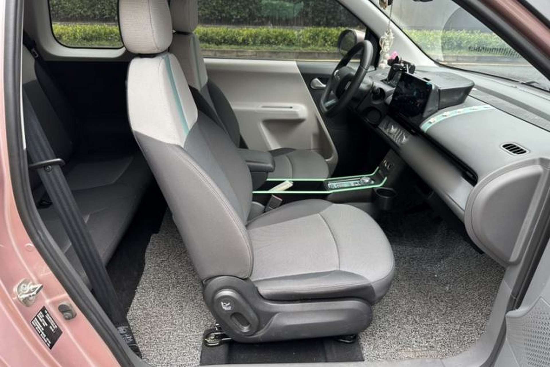 Used CHANGAN NEVO Lumin 2022 210km Sweet Edition Right Front Seat