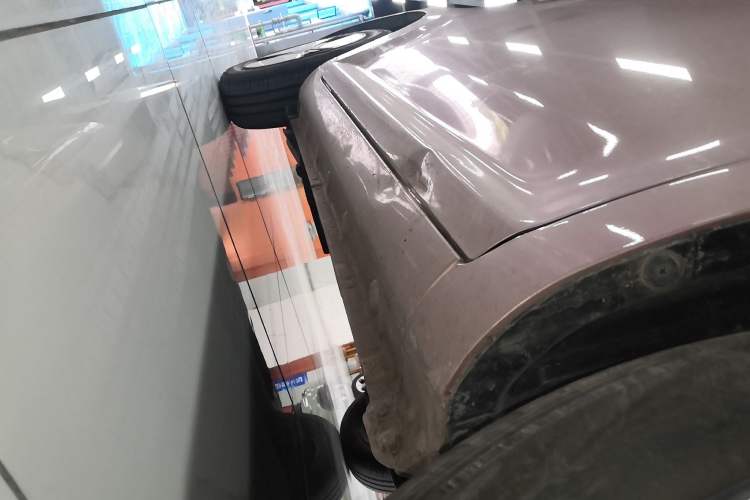 Used CHANGAN NEVO Lumin 2022 210km Sweet Edition Right Side Sill