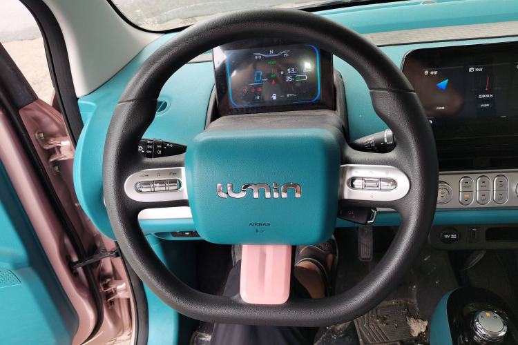 Used CHANGAN NEVO Lumin 2022 155 km – Refreshingly Sweet Edition Steering Wheel