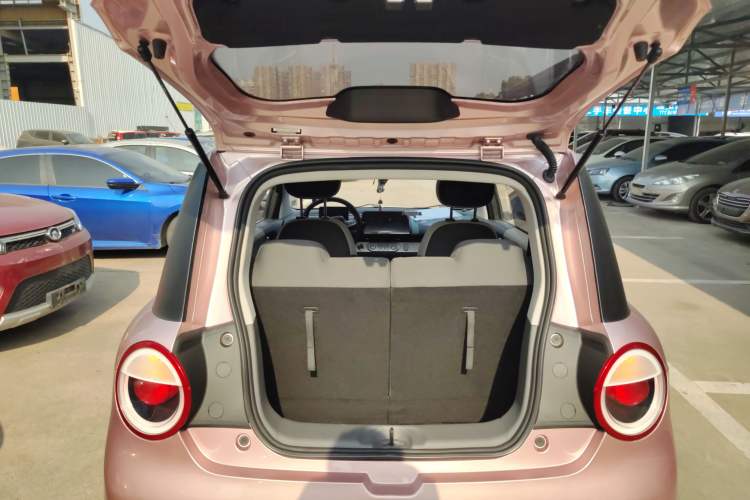 Used CHANGAN NEVO Lumin 2022 210km Sweet Edition Trunk