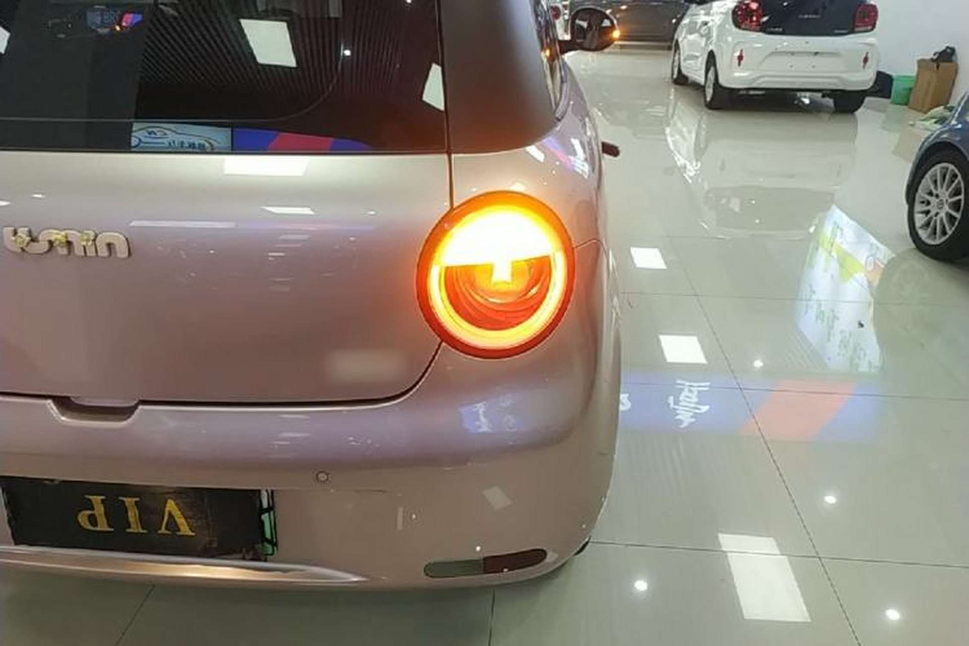 Used CHANGAN NEVO Lumin 2022 155 km – Refreshingly Sweet Edition Right Rear Taillight