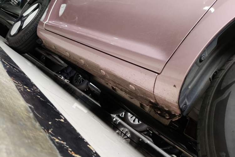 Used CHANGAN NEVO Lumin 2022 301km Honey-Sweet Version Right Side Sill
