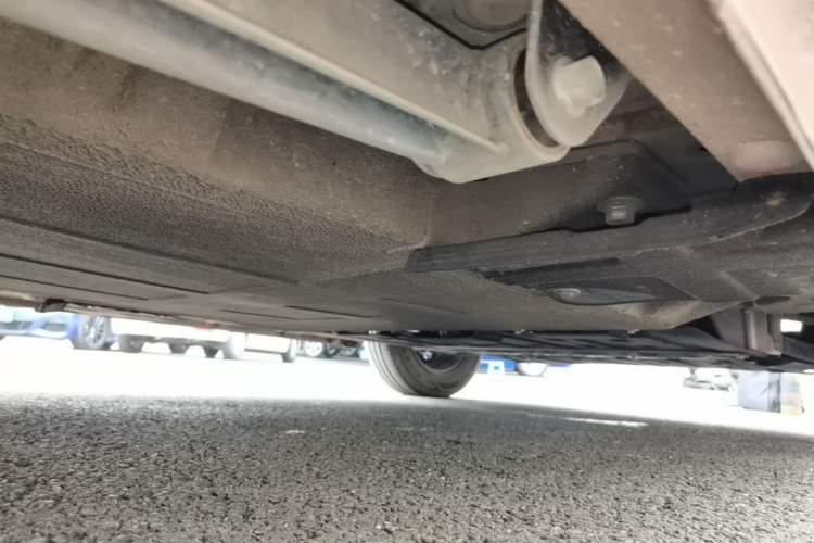 Used CHANGAN NEVO Lumin 2022 155 km – Refreshingly Sweet Edition Right Side Sill